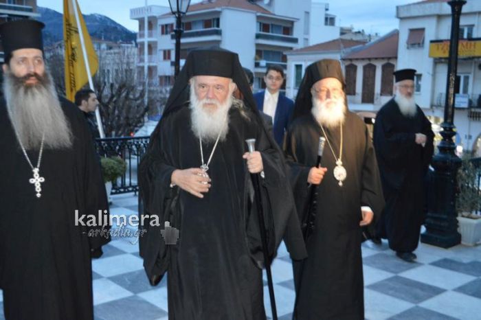 &Alpha;&rho;&chi;&iota;&epsilon;&pi;ί&sigma;&kappa;&omicron;&pi;&omicron;&sigmaf; &Iota;&epsilon;&rho;ώ&nu;&upsilon;&mu;&omicron;&sigmaf;: "&Tau;&epsilon;&rho;ά&sigma;&tau;&iota;&omicron; &kappa;ί&nu;&eta;&mu;&alpha; &alpha;&gamma;ά&pi;&eta;&sigmaf; &eta; "&Alpha;&pi;&omicron;&sigma;&tau;&omicron;&lambda;ή" (vd)