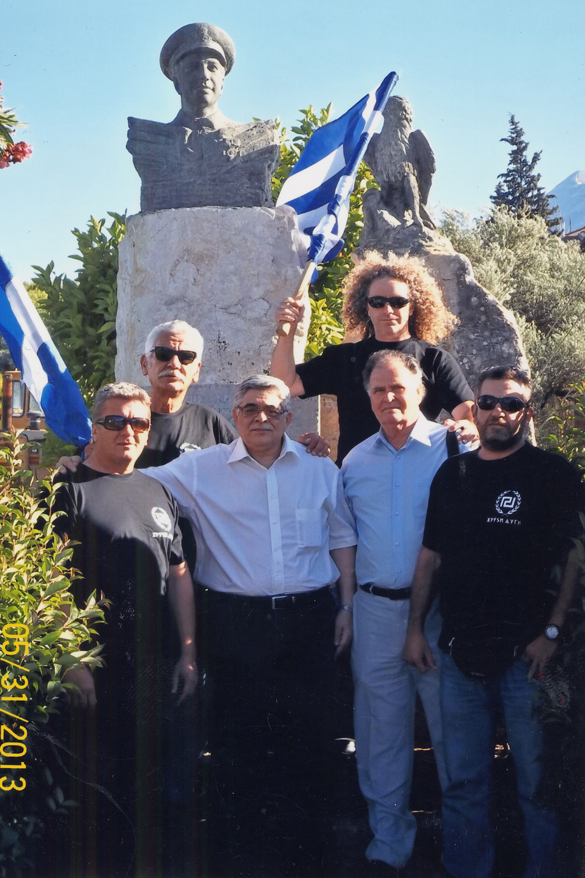 Στο Γύθειο μαζί με τον Μιχαλολιάκο στελέχη της τοπικής Χρυσής Αυγής