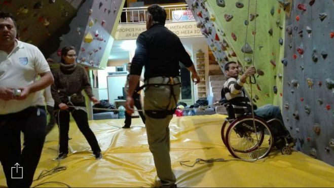 &Epsilon;&Omicron;&Sigma; - &Delta;&omega;&rho;&epsilon;ά&nu; &mu;&alpha;&theta;ή&mu;&alpha;&tau;&alpha; &alpha;&nu;&alpha;&rho;&rho;ί&chi;&eta;&sigma;&eta;&sigmaf; &sigma;&epsilon; &mu;έ&lambda;&eta; &tau;&omicron;&upsilon; &Sigma;&upsilon;&lambda;&lambda;ό&gamma;&omicron;&upsilon; &Alpha;&Mu;&Epsilon;&Alpha;! (&epsilon;&iota;&kappa;ό&nu;&epsilon;&sigmaf;)