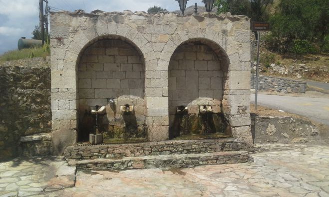 &Eta; &nu;&epsilon;&omicron;&lambda;&alpha;ί&alpha; &tau;&eta;&sigmaf; &Nu;&epsilon;&sigma;&tau;ά&nu;&eta;&sigmaf; &delta;ί&nu;&epsilon;&iota; &mu;&alpha;&theta;ή&mu;&alpha;&tau;&alpha; &epsilon;&theta;&epsilon;&lambda;&omicron;&nu;&tau;&iota;&sigma;&mu;&omicron;ύ!