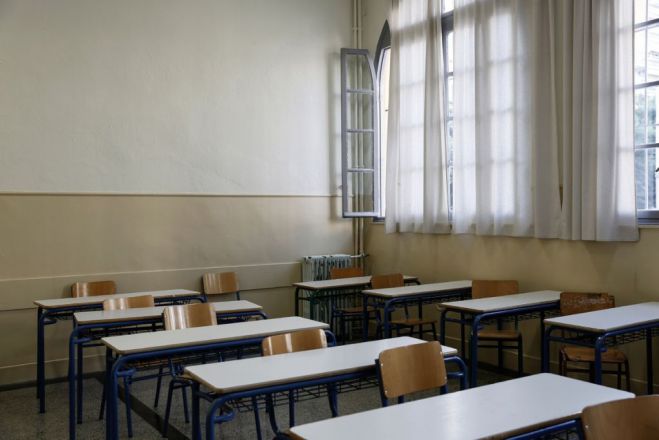 Πρωτοβάθμια Εκπαίδευση - Κοινή ανακοίνωση τριών παρατάξεων | Καλούν τη ΔΑΚΕ &quot;να ταχθεί στο πλευρό των συναδέλφων και όχι στης κυβέρνησης&quot;