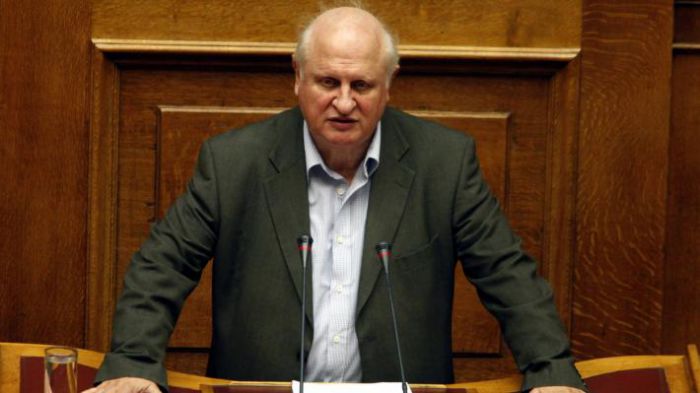 &laquo;Έ&phi;&upsilon;&gamma;&epsilon;&raquo; &alpha;&pi;ό &tau;&eta; &zeta;&omega;ή &omicron; &pi;&rho;ώ&eta;&nu; &beta;&omicron;&upsilon;&lambda;&epsilon;&upsilon;&tau;ή&sigmaf; &tau;&omicron;&upsilon; &Kappa;&Kappa;&Epsilon;, &Alpha;&nu;&tau;ώ&nu;&eta;&sigmaf; &Sigma;&kappa;&upsilon;&lambda;&lambda;ά&kappa;&omicron;&sigmaf;