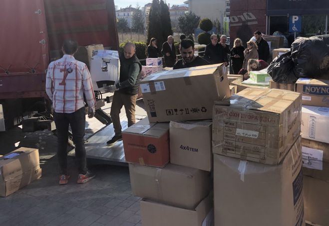 &Sigma;&eta;&mu;&alpha;&nu;&tau;&iota;&kappa;ή &alpha;&nu;&tau;&alpha;&pi;ό&kappa;&rho;&iota;&sigma;&eta; &tau;&omicron;&upsilon; &lambda;&alpha;&omicron;ύ &tau;&eta;&sigmaf; &Pi;&epsilon;&rho;&iota;&phi;έ&rho;&epsilon;&iota;&alpha;&sigmaf; &Pi;&epsilon;&lambda;&omicron;&pi;&omicron;&nu;&nu;ή&sigma;&omicron;&upsilon; &sigma;&tau;&omicron; &kappa;ά&lambda;&epsilon;&sigma;&mu;&alpha; &gamma;&iota;&alpha; &sigma;&upsilon;&gamma;&kappa;έ&nu;&tau;&rho;&omega;&sigma;&eta; &epsilon;&iota;&delta;ώ&nu; &alpha;&rho;&omega;&gamma;ή&sigmaf; &pi;&rho;&omicron;&sigmaf; &Tau;&omicron;&upsilon;&rho;&kappa;ί&alpha; &kappa;&alpha;&iota; &Sigma;&upsilon;&rho;ί&alpha;