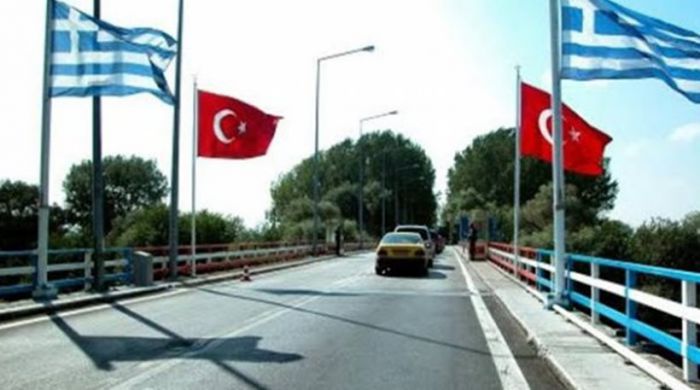 &Epsilon;&pi;&epsilon;&iota;&sigma;ό&delta;&iota;&omicron; &sigma;&tau;&omicron;&nu; &Epsilon;&beta;&rho;&omicron; | &Sigma;&upsilon;&nu;&epsilon;&lambda;ή&phi;&theta;&eta; &Tau;&omicron;ύ&rho;&kappa;&omicron;&sigmaf; &upsilon;&pi;ή&kappa;&omicron;&omicron;&sigmaf; &alpha;&pi;ό Έ&lambda;&lambda;&eta;&nu;&epsilon;&sigmaf; &alpha;&sigma;&tau;&upsilon;&nu;&omicron;&mu;&iota;&kappa;&omicron;ύ&sigmaf; - Έ&pi;&epsilon;&sigma;&alpha;&nu; &pi;&upsilon;&rho;&omicron;&beta;&omicron;&lambda;&iota;&sigma;&mu;&omicron;ί