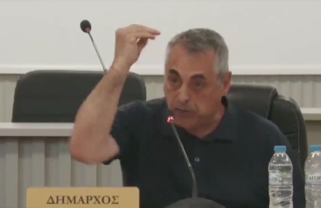 &Tau;&zeta;&iota;&omicron;ύ&mu;&eta;&sigmaf; &sigma;&epsilon; &Alpha;&gamma;&gamma;&epsilon;&lambda;&alpha;&kappa;&omicron;: "&Nu;&tau;&rho;&omicron;&pi;&iota;ά&sigma;&alpha;&tau;&epsilon; &tau;&eta;&nu; &pi;ό&lambda;&eta;, &pi;έ&nu;&tau;&epsilon; ά&tau;&omicron;&mu;&alpha; &theta;έ&lambda;&alpha;&tau;&epsilon; &nu;&alpha; &gamma;&kappa;&rho;&epsilon;&mu;&iota;&sigma;&tau;&epsilon;ί &tau;&omicron; ά&gamma;&alpha;&lambda;&mu;&alpha; - &Epsilon;&mu;&epsilon;ί&sigmaf; &theta;&alpha; &kappa;ά&nu;&omicron;&upsilon;&mu;&epsilon; &mu;&nu;&eta;&mu;&epsilon;ί&omicron; &tau;&omicron;&nu; &alpha;&nu;&delta;&rho;&iota;ά&nu;&tau;&alpha;"