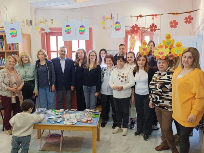 &Sigma;&tau;&omicron; &kappa;&alpha;&lambda;&lambda;&iota;&tau;&epsilon;&chi;&nu;&iota;&kappa;ό &epsilon;&rho;&gamma;&alpha;&sigma;&tau;ή&rho;&iota;&omicron; &lambda;&alpha;&mu;&pi;ά&delta;&alpha;&sigmaf; &tau;&omicron;&upsilon; &beta;&rho;&epsilon;&phi;&omicron;&nu;&eta;&pi;&alpha;&iota;&kappa;&omicron;ύ &sigma;&tau;&alpha;&theta;&mu;&omicron;ύ &Sigma;&chi;ί&zeta;&alpha; &omicron; &Kappa;ώ&sigma;&tau;&alpha;&sigmaf; &Tau;&zeta;&iota;&omicron;ύ&mu;&eta;&sigmaf; (&epsilon;&iota;&kappa;ό&nu;&epsilon;&sigmaf;)