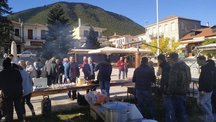 &Gamma;&iota;ό&rho;&tau;&alpha;&sigma;&alpha;&nu; &mu;&epsilon; &tau;&sigma;ί&pi;&omicron;&upsilon;&rho;&alpha; &sigma;&tau;&omicron; &Lambda;&epsilon;&beta;ί&delta;&iota;! (&epsilon;&iota;&kappa;ό&nu;&epsilon;&sigmaf;)