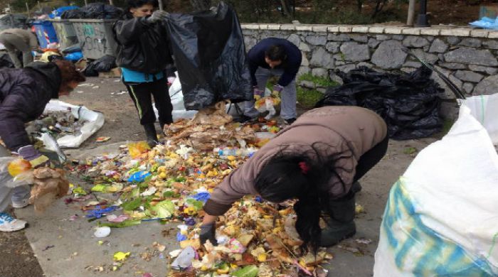 &Delta;&iota;&alpha;&lambda;&omicron;&gamma;ή &sigma;&kappa;&omicron;&upsilon;&pi;&iota;&delta;&iota;ώ&nu; έ&kappa;&alpha;&nu;&alpha;&nu; &kappa;ά&tau;&omicron;&iota;&kappa;&omicron;&iota; &kappa;&alpha;&iota; &mu;&alpha;&theta;&eta;&tau;έ&sigmaf; &sigma;&tau;&omicron; &Lambda;&epsilon;&beta;ί&delta;&iota; (&epsilon;&iota;&kappa;ό&nu;&epsilon;&sigmaf;)!