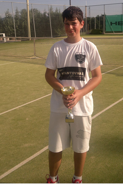 Μέσα στα μετάλλια η Ντέμη Σουρλίγκα της ΑΕΚ Τρίπολης