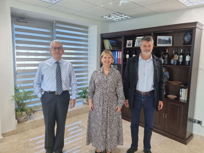 &Eta; &Pi;&epsilon;&rho;&iota;&phi;&epsilon;&rho;&epsilon;&iota;&alpha;&kappa;ή &Epsilon;&nu;ό&tau;&eta;&tau;&alpha; &Alpha;&rho;&kappa;&alpha;&delta;ί&alpha;&sigmaf; &sigma;&upsilon;&nu;&delta;&rho;ά&mu;&epsilon;&iota; &tau;&omicron; έ&rho;&gamma;&omicron; &tau;&eta;&sigmaf; &Epsilon;&lambda;&lambda;&eta;&nu;&iota;&kappa;ή&sigmaf; &Sigma;&tau;&alpha;&tau;&iota;&sigma;&tau;&iota;&kappa;ή&sigmaf; &Alpha;&rho;&chi;ή&sigmaf;