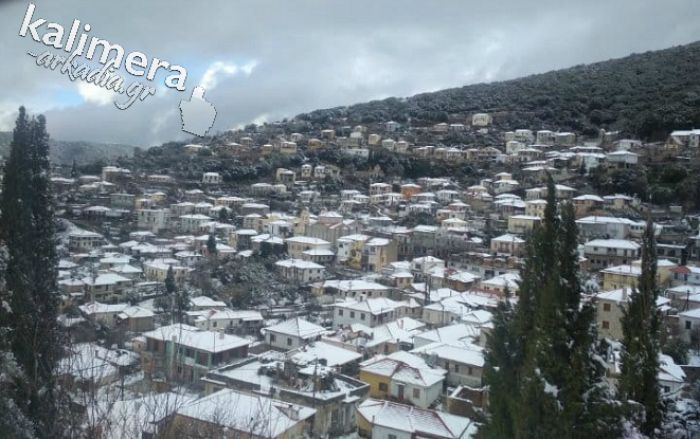 Γορτυνία | Φωτογραφικά "κλικ" από τα χιονισμένα Τρόπαια!