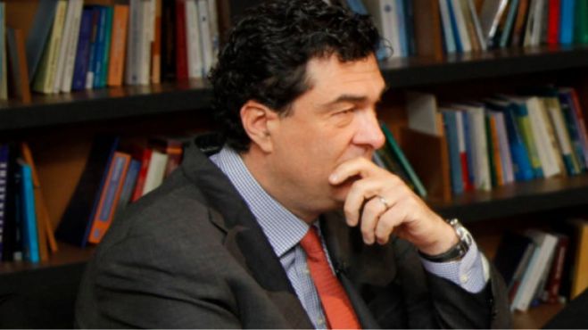 Θετικός στον κορωνοϊό ο Αλέξης Παπαχελάς