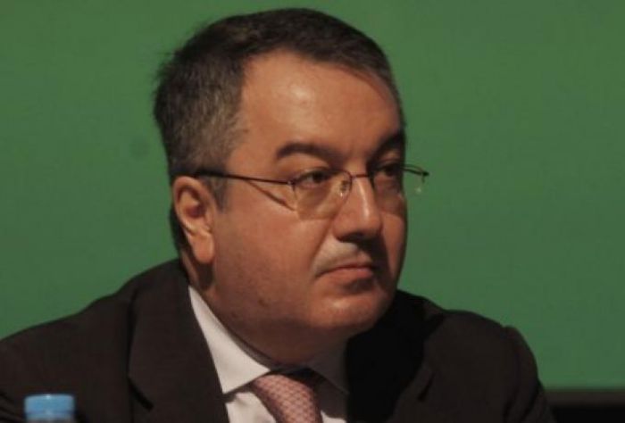 Μόσιαλος: «Δεν περιμένουμε πολλά εισαγόμενα κρούσματα κορωνοϊού το καλοκαίρι»
