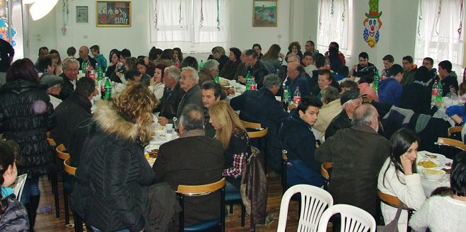&Pi;&alpha;&rho;&alpha;&delta;&omicron;&sigma;&iota;&alpha;&kappa;ά &chi;&omicron;&iota;&rho;&omicron;&sigma;&phi;ά&gamma;&iota;&alpha; &sigma;&tau;&eta; &Beta;&lambda;&alpha;&chi;έ&rho;&nu;&alpha; (&epsilon;&iota;&kappa;ό&nu;&epsilon;&sigmaf;)