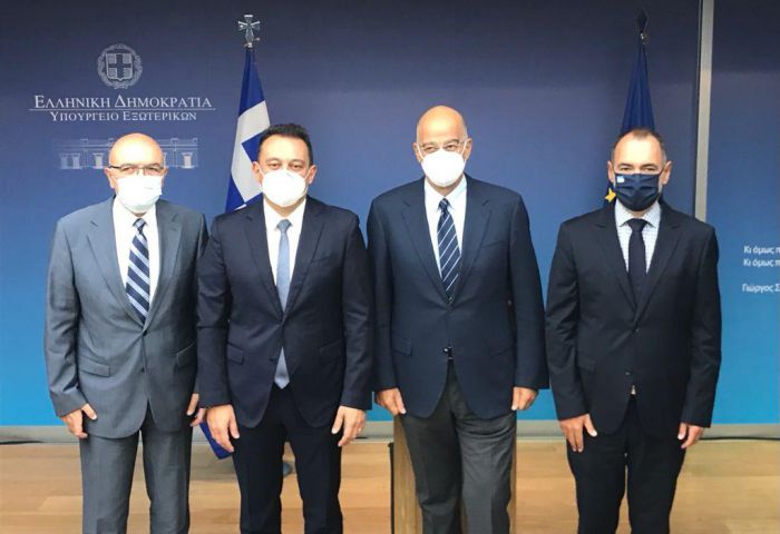 &Delta;έ&nu;&delta;&iota;&alpha;&sigmaf; &gamma;&iota;&alpha; &Beta;&lambda;ά&sigma;&eta;: "&Phi;&epsilon;ύ&gamma;&epsilon;&iota; &alpha;&pi;ό &tau;&eta; &theta;έ&sigma;&eta; &tau;&omicron;&upsilon; &Upsilon;&phi;&upsilon;&pi;&omicron;&upsilon;&rho;&gamma;&omicron;ύ &mu;&epsilon; έ&nu;&alpha; &epsilon;&xi;&alpha;&iota;&rho;&epsilon;&tau;&iota;&kappa;ό &kappa;&alpha;&iota; &theta;&epsilon;&tau;&iota;&kappa;ό &alpha;&pi;&omicron;&tau;ύ&pi;&omega;&mu;&alpha;. &Tau;&omicron;&pi;&omicron;&theta;έ&tau;&eta;&sigma;&epsilon; &tau;&omicron;&nu; &pi;ή&chi;&eta; &sigma;&epsilon; &upsilon;&psi;&eta;&lambda;ό &epsilon;&pi;ί&pi;&epsilon;&delta;&omicron;"