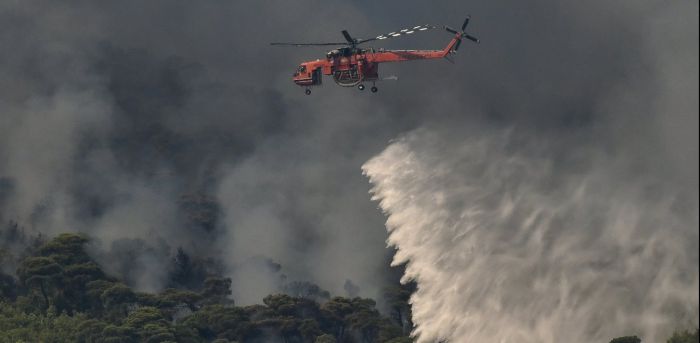 Λουτράκι | Σε πλήρη ύφεση η φωτιά