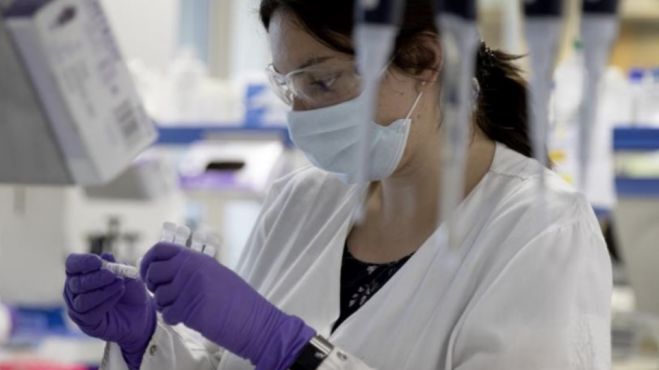 &Delta;&iota;&epsilon;&upsilon;&theta;&upsilon;&nu;&tau;ή&sigmaf; &Omicron;&mu;ά&delta;&alpha;&sigmaf; &Epsilon;&mu;&beta;&omicron;&lambda;ί&omega;&nu; &tau;&eta;&sigmaf; &Omicron;&xi;&phi;ό&rho;&delta;&eta;&sigmaf;: "&Omicron; &kappa;&omicron;&rho;&omega;&nu;&omicron;ϊό&sigmaf; &delta;&epsilon;&nu; &theta;&alpha; &tau;&epsilon;&lambda;&epsilon;&iota;ώ&sigma;&epsilon;&iota;, &theta;&alpha; &tau;&epsilon;&theta;&epsilon;ί ό&mu;&omega;&sigmaf; &upsilon;&pi;ό έ&lambda;&epsilon;&gamma;&chi;&omicron; &mu;&epsilon; &tau;&alpha; &epsilon;&mu;&beta;ό&lambda;&iota;&alpha;"