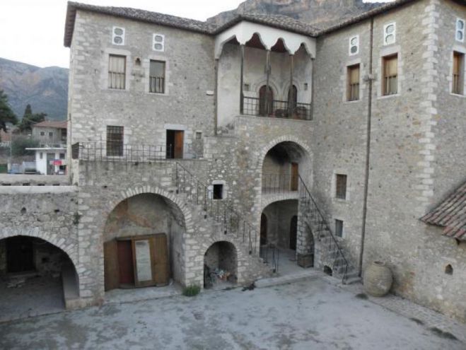 &Lambda;&epsilon;&omega;&nu;ί&delta;&iota;&omicron; | &Tau;&omicron; &pi;&rho;ό&gamma;&rho;&alpha;&mu;&mu;&alpha; &lambda;&epsilon;&iota;&tau;&omicron;&upsilon;&rho;&gamma;ί&alpha;&sigmaf; &tau;&omega;&nu; &Mu;&omicron;&upsilon;&sigma;&epsilon;ί&omega;&nu; &gamma;&iota;&alpha; &tau;&iota;&sigmaf; &eta;&mu;έ&rho;&epsilon;&sigmaf; &tau;&omicron;&upsilon; &Pi;ά&sigma;&chi;&alpha;