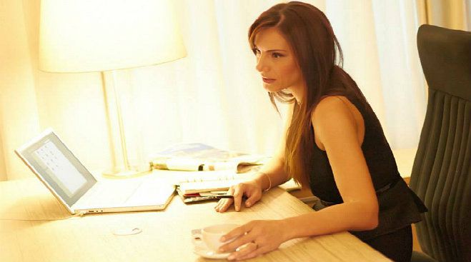Κόσμο στο γραφείο της στην Τρίπολη θα υποδέχεται σήμερα η Εύη Τατούλη