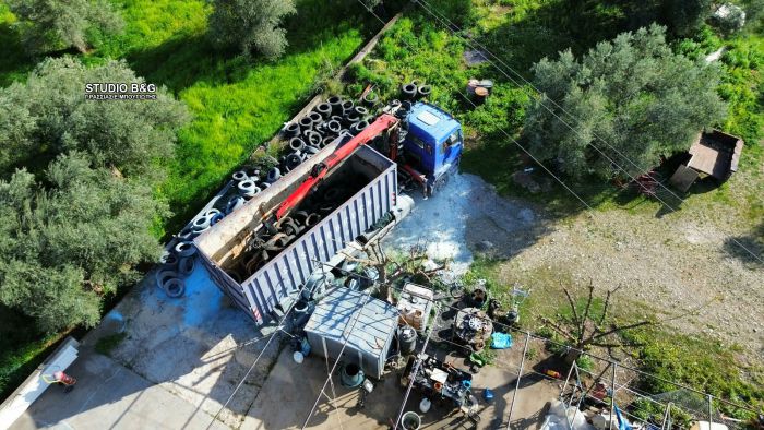 &Delta;&iota;&pi;&lambda;ό &theta;&alpha;&nu;&alpha;&tau;&eta;&phi;ό&rho;&omicron; &epsilon;&rho;&gamma;&alpha;&tau;&iota;&kappa;ό &delta;&upsilon;&sigma;&tau;ύ&chi;&eta;&mu;&alpha; &sigma;&tau;&omicron;&nu; Ά&gamma;&iota;&omicron; &Alpha;&nu;&delta;&rho;έ&alpha; &Kappa;&upsilon;&nu;&omicron;&upsilon;&rho;ί&alpha;&sigmaf; &ndash; &Delta;ύ&omicron; &nu;&epsilon;&kappa;&rho;&omicron;ί &alpha;&pi;ό &eta;&lambda;&epsilon;&kappa;&tau;&rho;&omicron;&pi;&lambda;&eta;&xi;ί&alpha; &sigma;&epsilon; &beta;&omicron;&upsilon;&lambda;&kappa;&alpha;&nu;&iota;&zeta;&alpha;&tau;έ&rho; (vd)