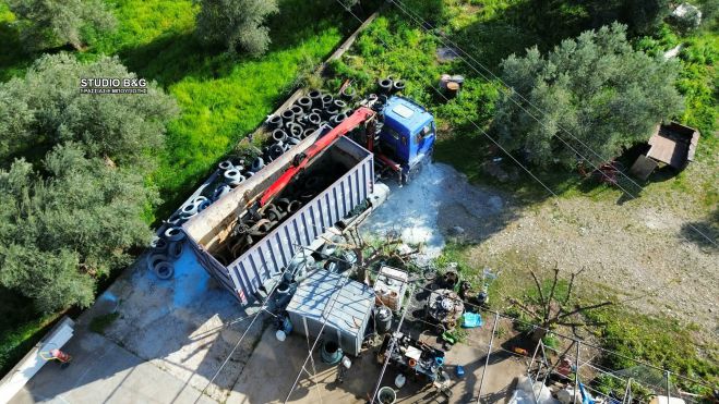 &Delta;&iota;&pi;&lambda;ό &theta;&alpha;&nu;&alpha;&tau;&eta;&phi;ό&rho;&omicron; &epsilon;&rho;&gamma;&alpha;&tau;&iota;&kappa;ό &delta;&upsilon;&sigma;&tau;ύ&chi;&eta;&mu;&alpha; &sigma;&tau;&omicron;&nu; Ά&gamma;&iota;&omicron; &Alpha;&nu;&delta;&rho;έ&alpha; &Kappa;&upsilon;&nu;&omicron;&upsilon;&rho;ί&alpha;&sigmaf; &ndash; &Delta;ύ&omicron; &nu;&epsilon;&kappa;&rho;&omicron;ί &alpha;&pi;ό &eta;&lambda;&epsilon;&kappa;&tau;&rho;&omicron;&pi;&lambda;&eta;&xi;ί&alpha; &sigma;&epsilon; &beta;&omicron;&upsilon;&lambda;&kappa;&alpha;&nu;&iota;&zeta;&alpha;&tau;έ&rho; (vd)