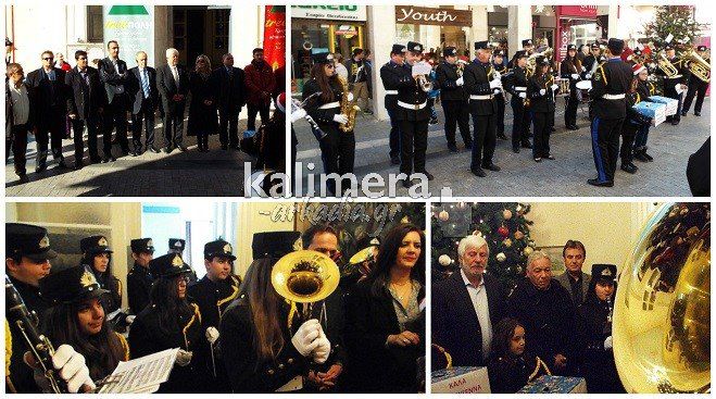 &Mu;&epsilon; &Chi;&rho;&iota;&sigma;&tau;&omicron;&upsilon;&gamma;&epsilon;&nu;&nu;&iota;ά&tau;&iota;&kappa;&omicron;&upsilon;&sigmaf; ή&chi;&omicron;&upsilon;&sigmaf; &tau;&eta;&sigmaf; &Phi;&iota;&lambda;&alpha;&rho;&mu;&omicron;&nu;&iota;&kappa;ή&sigmaf; "&gamma;έ&mu;&iota;&sigma;&epsilon;" &eta; &pi;ό&lambda;&eta; &tau;&eta;&sigmaf; &Tau;&rho;ί&pi;&omicron;&lambda;&eta;&sigmaf; (vd)