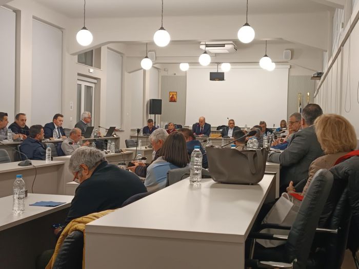 &Epsilon;&gamma;&kappa;&rho;ί&theta;&eta;&kappa;&epsilon; &omicron; &pi;&rho;&omicron;ϋ&pi;&omicron;&lambda;&omicron;&gamma;&iota;&sigma;&mu;ό&sigmaf; &tau;&omicron;&upsilon; &delta;ή&mu;&omicron;&upsilon; &Tau;&rho;ί&pi;&omicron;&lambda;&eta;&sigmaf; | &Tau;&zeta;&iota;&omicron;ύ&mu;&eta;&sigmaf;: "&Gamma;ί&nu;&epsilon;&tau;&alpha;&iota; &tau;&epsilon;&rho;ά&sigma;&tau;&iota;&omicron; έ&rho;&gamma;&omicron;" - &Omicron;&iota; &epsilon;&nu;&sigma;&tau;ά&sigma;&epsilon;&iota;&sigmaf; &tau;&eta;&sigmaf; &alpha;&nu;&tau;&iota;&pi;&omicron;&lambda;ί&tau;&epsilon;&upsilon;&sigma;&eta;&sigmaf;