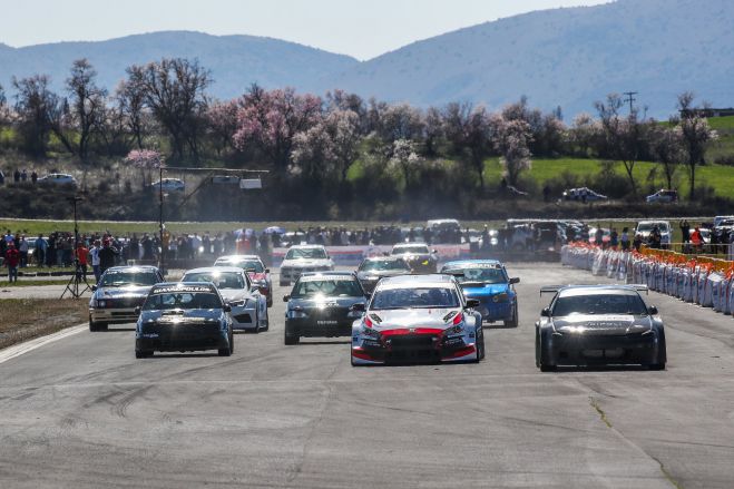 "Όλοι στην Τρίπολη" | Σαββατοκύριακο με αγώνα ταχύτητας αυτοκινήτων στο αεροδρόμιο!