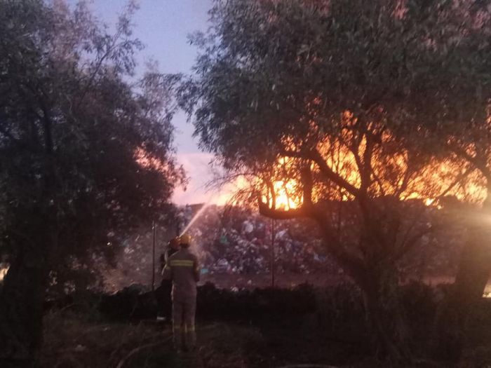 Καμπύλης: "Αυτό που προέχει είναι η κατάσβεση της φωτιάς, τα υπόλοιπα από αύριο"