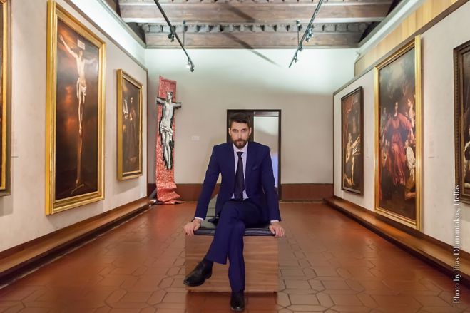 &Nu;ί&kappa;&omicron;&sigmaf; &Phi;&lambda;ώ&rho;&omicron;&sigmaf;: "&Eta; &mu;&epsilon;&gamma;&alpha;&lambda;ύ&tau;&epsilon;&rho;&eta; &epsilon;&pi;&alpha;&nu;ά&sigma;&tau;&alpha;&sigma;&eta; &pi;&omicron;&upsilon; έ&gamma;&iota;&nu;&epsilon; &pi;&omicron;&tau;έ &sigma;&tau;&eta;&nu; &iota;&sigma;&tau;&omicron;&rho;ί&alpha; &tau;&eta;&sigmaf; &alpha;&nu;&theta;&rho;&omega;&pi;ό&tau;&eta;&tau;&alpha;&sigmaf; ή&tau;&alpha;&nu; &eta; &alpha;&nu;ά&sigma;&tau;&alpha;&sigma;&eta; &tau;&omicron;&upsilon; &Iota;&eta;&sigma;&omicron;ύ  &Chi;&rho;&iota;&sigma;&tau;&omicron;ύ. &Tau;&omicron; ό&tau;&iota; &kappa;&alpha;&tau;έ&lambda;&upsilon;&sigma;&epsilon; &tau;&omicron;&nu; &theta;ά&nu;&alpha;&tau;&omicron;"