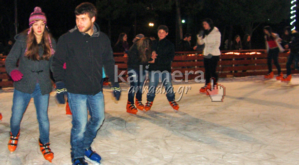 &Mu;&iota;&kappa;&rho;&omicron;ί &kappa;&alpha;&iota; &mu;&epsilon;&gamma;ά&lambda;&omicron;&iota; &delta;&iota;&alpha;&sigma;&kappa;&epsilon;&delta;ά&zeta;&omicron;&upsilon;&nu; &sigma;&tau;&omicron; &pi;&alpha;&gamma;&omicron;&delta;&rho;ό&mu;&iota;&omicron; &pi;&omicron;&upsilon; &lambda;&epsilon;&iota;&tau;&omicron;&upsilon;&rho;&gamma;&epsilon;ί &sigma;&tau;&eta;&nu; &Pi;&lambda;&alpha;&tau;&epsilon;ί&alpha; Ά&rho;&epsilon;&omega;&sigmaf; (vd)!