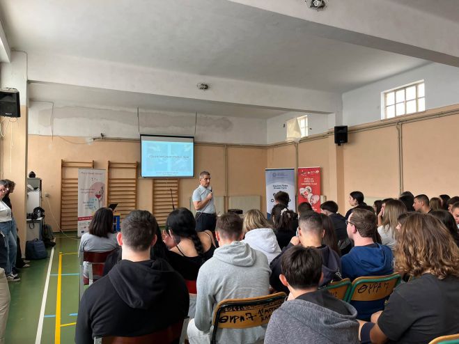 Τρίπολη | Μαθητές ενημερώθηκαν για τη σημασία της εθελοντικής δωρεάς μυελού των οστών (εικόνες)