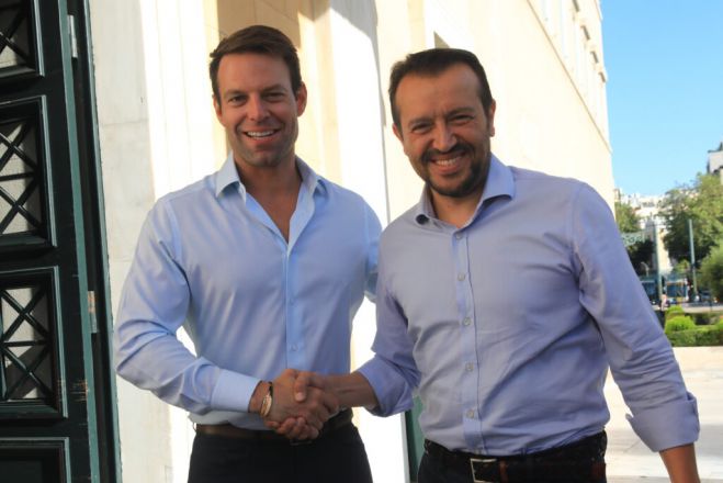 &Sigma;&Upsilon;&Rho;&Iota;&Zeta;&Alpha; | Έ&delta;&omega;&sigma;&alpha;&nu; &tau;&alpha; &chi;έ&rho;&iota;&alpha; &Kappa;&alpha;&sigma;&epsilon;&lambda;&lambda;ά&kappa;&eta;&sigmaf; &kappa;&alpha;&iota; &Pi;&alpha;&pi;&pi;ά&sigmaf;