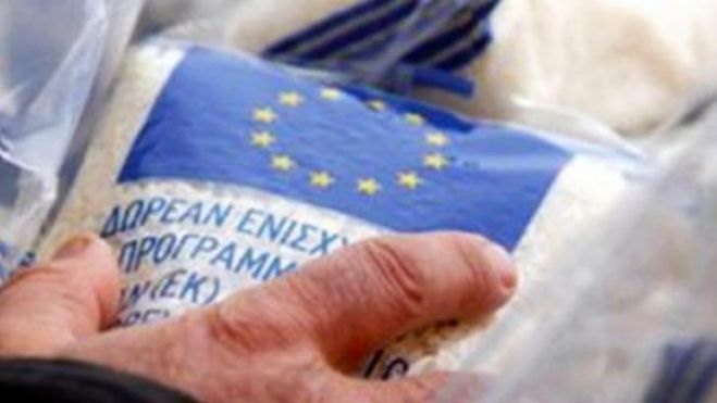 Διανομή τροφίμων σε απόρους της Νότιας Κυνουρίας