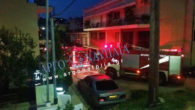 Φωτιά έκαψε διαμέρισμα τα ξημερώματα στο Ναύπλιο (vd)