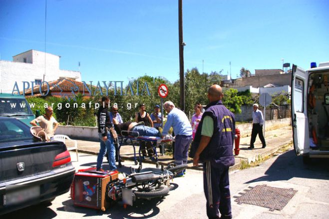 Τροχαίο με Ι.Χ. και delivery στην Αργολίδα (vd)