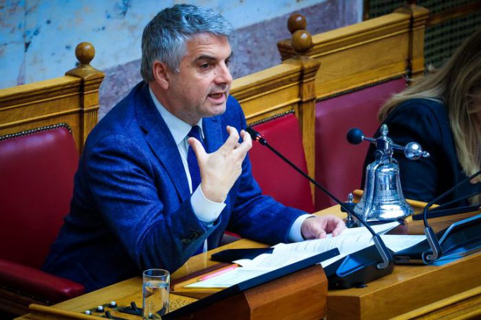 &Omicron;&delta;&upsilon;&sigma;&sigma;έ&alpha;&sigmaf; &Kappa;&omega;&nu;&sigma;&tau;&alpha;&nu;&tau;&iota;&nu;ό&pi;&omicron;&upsilon;&lambda;&omicron;&sigmaf;: "K&lambda;&epsilon;ί&nu;&epsilon;&iota; έ&nu;&alpha;&sigmaf; ό&mu;&omicron;&rho;&phi;&omicron;&sigmaf; &kappa;&alpha;&iota; &sigma;&upsilon;&nu;&alpha;&rho;&pi;&alpha;&sigma;&tau;&iota;&kappa;ό&sigmaf; &kappa;ύ&kappa;&lambda;&omicron;&sigmaf; &zeta;&omega;ή&sigmaf;" - &Tau;&eta;&nu; &Pi;έ&mu;&pi;&tau;&eta; &eta; &omicron;&mu;&iota;&lambda;ί&alpha; &tau;&omicron;&upsilon; &sigma;&tau;&eta; &Beta;&omicron;&upsilon;&lambda;ή!