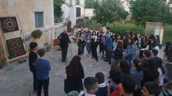 Αρχείον Τσακωνιάς: "Ούρα κα, Γιώργη ..."