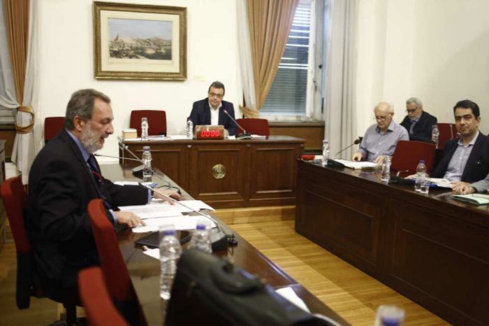 &Pi;&alpha;&pi;&alpha;&eta;&lambda;&iota;&omicron;ύ : &laquo;&Eta; &sigma;ύ&gamma;&kappa;&rho;&iota;&sigma;&eta; &tau;&omega;&nu; &delta;ύ&omicron; &delta;&iota;&alpha;&gamma;&omega;&nu;&iota;&sigma;&mu;ώ&nu; &gamma;&iota;&alpha; &tau;&alpha; &tau;&eta;&lambda;&epsilon;&omicron;&pi;&tau;&iota;&kappa;ά &kappa;&alpha;&nu;ά&lambda;&iota;&alpha; &epsilon;ί&nu;&alpha;&iota; &kappa;&alpha;&tau;&alpha;&lambda;&upsilon;&tau;&iota;&kappa;ή&raquo;!