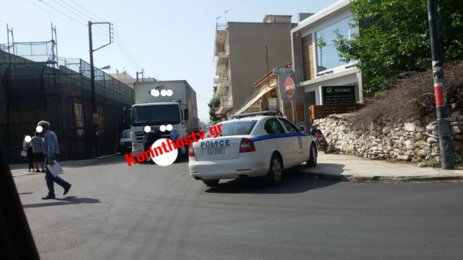 &Tau;&rho;&alpha;&gamma;&omega;&delta;ί&alpha; &sigma;&tau;&omicron; &Kappa;&iota;ά&tau;&omicron; | &Phi;&omicron;&rho;&tau;&eta;&gamma;ό &pi;&alpha;&rho;έ&sigma;&upsilon;&rho;&epsilon; &kappa;&alpha;&iota; &sigma;&kappa;ό&tau;&omega;&sigma;&epsilon; &mu;&iota;&alpha; &gamma;&upsilon;&nu;&alpha;ί&kappa;&alpha; (vd)