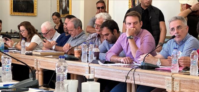 Έ&phi;&tau;&alpha;&sigma;&epsilon; &sigma;&tau;&eta;&nu; &Tau;&rho;ί&pi;&omicron;&lambda;&eta; &omicron; &Kappa;&alpha;&sigma;&sigma;&epsilon;&lambda;ά&kappa;&eta;&sigmaf; &ndash; &sigma;&upsilon;&mu;&mu;&epsilon;&tau;έ&chi;&epsilon;&iota; &sigma;&tau;&eta; &sigma;&upsilon;&nu;&epsilon;&delta;&rho;ί&alpha;&sigma;&eta; &tau;&eta;&sigmaf; &Pi;&epsilon;&rho;&iota;&phi;&epsilon;&rho;&epsilon;&iota;&alpha;&kappa;ή&sigmaf; &Epsilon;&pi;&iota;&tau;&rho;&omicron;&pi;ή&sigmaf; &gamma;&iota;&alpha; &tau;&iota;&sigmaf; &alpha;&nu;&epsilon;&mu;&omicron;&gamma;&epsilon;&nu;&nu;ή&tau;&rho;&iota;&epsilon;&sigmaf; (vd)