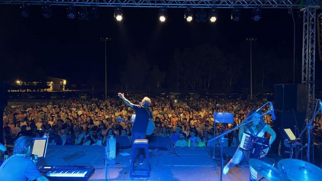 "&Kappa;&alpha;&pi;E&lambda;&lambda;&alpha;&sigmaf;" | Έ&nu;&alpha; &mu;&epsilon;&gamma;ά&lambda;&omicron; "&epsilon;&upsilon;&chi;&alpha;&rho;&iota;&sigma;&tau;ώ" &kappa;&alpha;&iota; &mu;ί&alpha; &sigma;&upsilon;&gamma;&nu;ώ&mu;&eta; &gamma;&iota;&alpha; &tau;&eta; &sigma;&upsilon;&nu;&alpha;&upsilon;&lambda;ί&alpha; &Pi;&alpha;&sigma;&chi;&alpha;&lambda;ί&delta;&eta; &sigma;&tau;&omicron;&nu; Ά&gamma;&iota;&omicron; &Alpha;&nu;&delta;&rho;έ&alpha;!