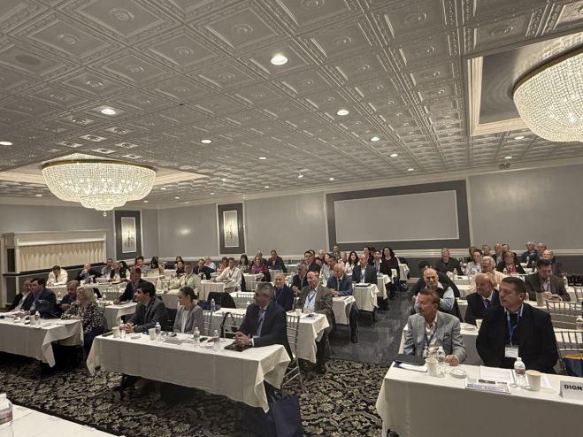 ﻿Συνέδριο Παναρκαδικής Ομοσπονδίας Αμερικής – Κώστας Τζιούμης: «Μαζί, κρατάμε ζωντανή τη φλόγα της Αρκαδίας» (vd)