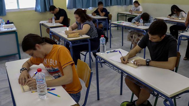 &Omicron;&iota; &alpha;&pi;&alpha;&nu;&tau;ή&sigma;&epsilon;&iota;&sigmaf; &sigma;&tau;&omicron; &mu;ά&theta;&eta;&mu;&alpha; &tau;&omega;&nu; &Alpha;&rho;&chi;&alpha;ί&omega;&nu; &Epsilon;&lambda;&lambda;&eta;&nu;&iota;&kappa;ώ&nu; &mu;&epsilon; &tau;&omicron; &nu;έ&omicron; &sigma;ύ&sigma;&tau;&eta;&mu;&alpha;