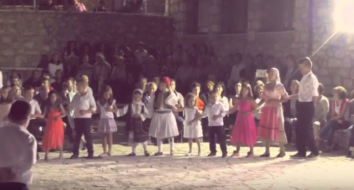 Μουσικό οδοιπορικό στα ... Βουνά της Αλωνίσταινας (vd)