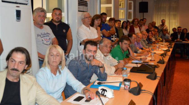 &Omicron;&rho;ί&sigma;&tau;&eta;&kappa;&epsilon; &Pi;&rho;ό&epsilon;&delta;&rho;&omicron;&sigmaf; &sigma;&tau;&eta; &Delta;&eta;&mu;&omicron;&tau;&iota;&kappa;ή &Epsilon;&pi;&iota;&tau;&rho;&omicron;&pi;ή &Pi;&alpha;&iota;&delta;&epsilon;ί&alpha;&sigmaf; &Tau;&rho;ί&pi;&omicron;&lambda;&eta;&sigmaf;