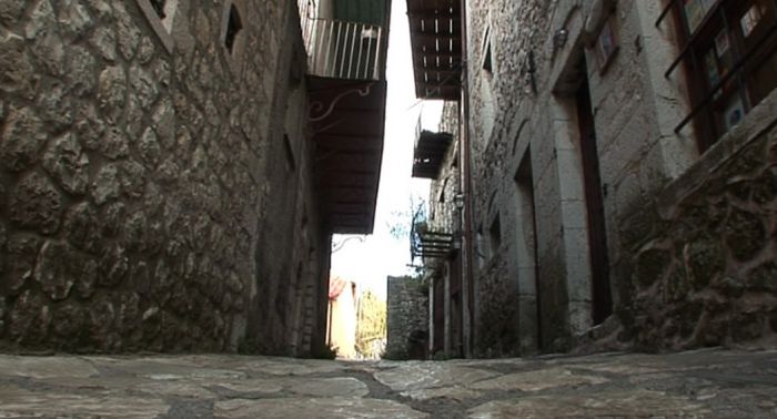 &Tau;&omicron; &nu;&tau;&omicron;&kappa;&iota;&mu;&alpha;&nu;&tau;έ&rho; &laquo;&Delta;&eta;&mu;&eta;&tau;&sigma;ά&nu;&alpha;. &Mu;&epsilon;&tau;&alpha;&kappa;&omicron;&mu;ί&zeta;&omicron;&nu;&tau;&alpha;&sigmaf; &sigma;&tau;&omicron;&nu; &kappa;&alpha;&iota;&nu;&omicron;ύ&rho;&gamma;&iota;&omicron; &alpha;&iota;ώ&nu;&alpha;&raquo; &sigma;&tau;&omicron; &Upsilon;&pi;&alpha;ί&theta;&rho;&iota;&omicron; &Mu;&omicron;&upsilon;&sigma;&epsilon;ί&omicron; &Upsilon;&delta;&rho;&omicron;&kappa;ί&nu;&eta;&sigma;&eta;&sigmaf;