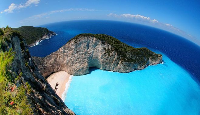 &Alpha;&pi;&alpha;&gamma;&omicron;&rho;&epsilon;ύ&epsilon;&tau;&alpha;&iota; &kappa;&alpha;&iota; &epsilon;&pi;ί&sigma;&eta;&mu;&alpha; &tau;&omicron; &kappa;&omicron;&lambda;ύ&mu;&pi;&iota; &sigma;&tau;&omicron; &Nu;&alpha;&upsilon;ά&gamma;&iota;&omicron; &tau;&eta;&sigmaf; &Zeta;&alpha;&kappa;ύ&nu;&theta;&omicron;&upsilon;
