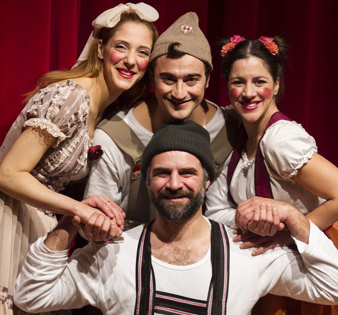 &laquo;&Chi;ά&iota;&nu;&tau;&iota;, &tau;&omicron; &kappa;&omicron;&rho;ί&tau;&sigma;&iota; &tau;&omega;&nu; &beta;&omicron;&upsilon;&nu;ώ&nu;&raquo; &hellip; &sigma;&tau;&eta;&nu; &Tau;&rho;ί&pi;&omicron;&lambda;&eta;!