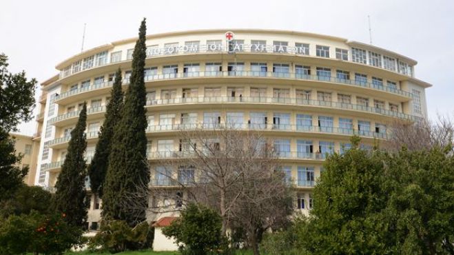 &Gamma;&iota;&alpha;&tau;&rho;ό&sigmaf; &tau;&omicron;&upsilon; &Kappa;&Alpha;&Tau; &sigma;&upsilon;&nu;&epsilon;&lambda;ή&phi;&theta;&eta; &gamma;&iota;&alpha; &laquo;&phi;&alpha;&kappa;&epsilon;&lambda;ά&kappa;&iota;&raquo; 500 &euro;!